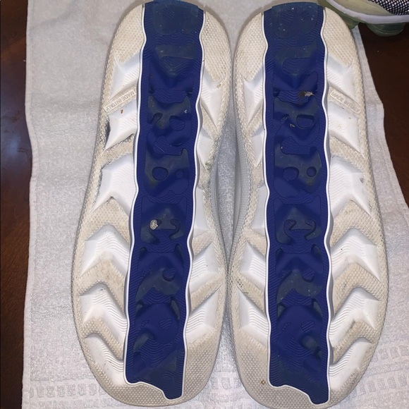 Burberry white low tops. US 12/UK 45 lightly used, clean inside and bottom soles - Picture 3 of 4